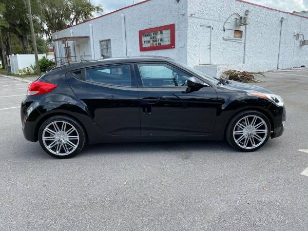 2012 Hyundai Veloster Base 3dr Coupe 6M 100% CREDIT APPROVAL! - cars... for sale in TAMPA, FL – photo 4