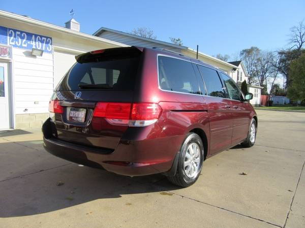 2010 Honda Odyssey 5dr EX-L - cars & trucks - by dealer - vehicle... for sale in Waterloo, IA – photo 3