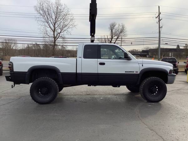 2000 Dodge Ram 2500! Lifted 4x4! Ext Cab! Dependable! - cars & for sale in Ortonville, MI – photo 6