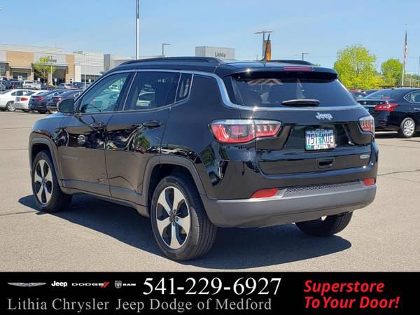 2018 Jeep Compass Latitude FWD - - by dealer - vehicle for sale in Medford, OR – photo 4