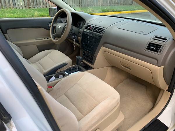 2006 Ford Fusion SE, auto, 4-cyl 2 3L, Solid condition - cars & for sale in MANASSAS, District Of Columbia – photo 9