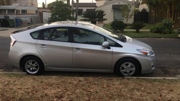 2014 Toyota Prius - 100.000 miles - cars & trucks - by owner -... for sale in Santa Monica, CA – photo 3