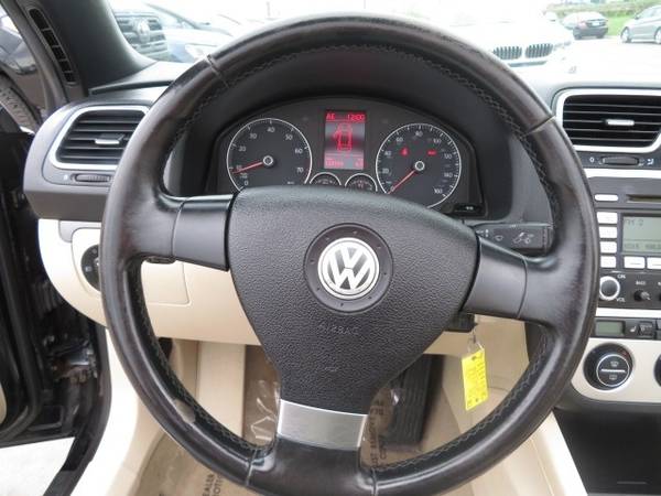 09 vw eos 6 speed manual 135000 miles 4999 - - by for sale in Waterloo, IA – photo 15