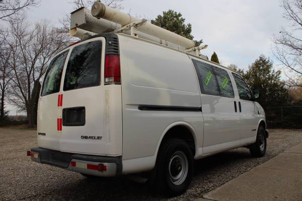 2000 CHEVY EXPRESS 3500 CARGO*1-OWNER*LOW MILES*SHELVING*LADDER... for sale in Flint, MI – photo 5