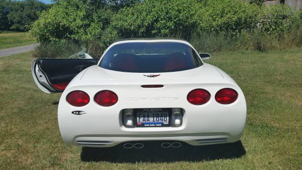 Like New 2002 Chevy Corvette for sale in Cleveland, OH – photo 2