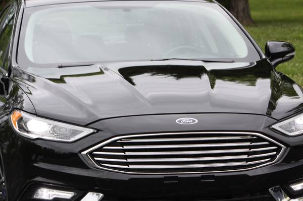 2017 Ford Fusion SE 2 0T AWD, 29k mi - - by dealer for sale in De Soto, MO – photo 18
