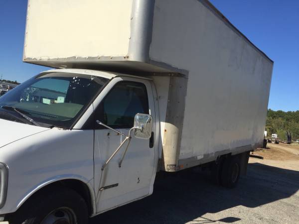 2000 Chevy Box Truck 16ft for sale in Worcester, MA – photo 5