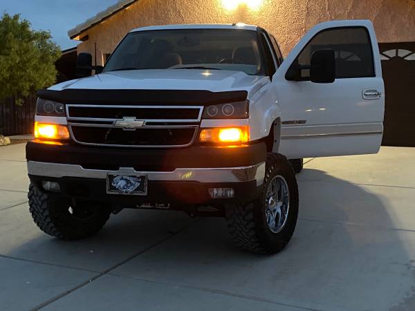 Chevy Silverado 4x4 2500 - cars & trucks - by owner - vehicle... for sale in Bolivar, MO – photo 4