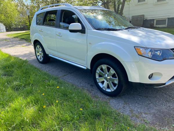 2008 Mitsubishi OUTLANDER AWD (runs excellent/low miles) - cars & for sale in Pontiac, MI – photo 10