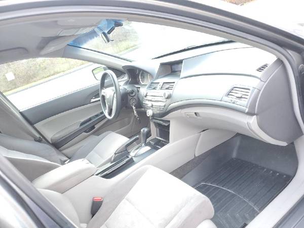 2009 Honda Accord accord 160,000 miles NEEDS NOTHING ! - cars &... for sale in Manchester, MA – photo 8