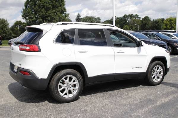 2014 Jeep Cherokee Latitude hatchback Bright White Clearcoat for sale in Villa Park, IL – photo 6
