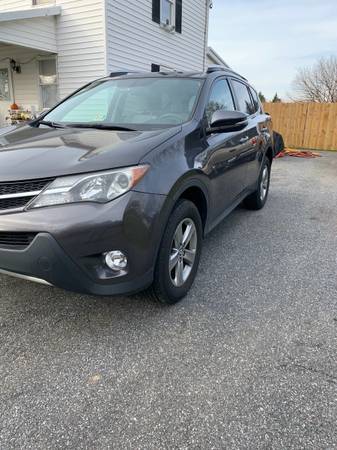2015 XLE rav4 - cars & trucks - by owner - vehicle automotive sale for sale in Sykesville, District Of Columbia – photo 2