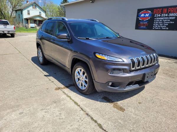 2015 JEEP CHEROKEE LATITUDE - - by dealer - vehicle for sale in Barberton, WV – photo 3