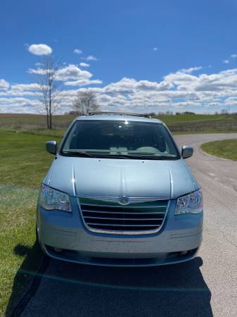 2009 Chrysler Town & Country Touring for sale in Traverse City, MI – photo 2