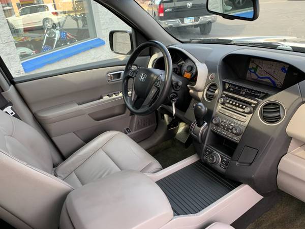 2014 Honda Pilot 4WD 4dr Touring w/RES Navi - - by for sale in Ramsey , MN – photo 8