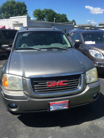 2005 GMC ENVOY XUV - cars & trucks - by dealer - vehicle automotive... for sale in URBANA, IL – photo 2