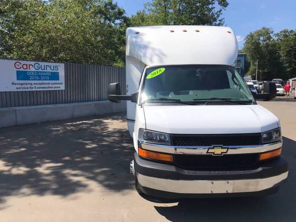 2018 CHEVROLET EXPRESS 3500HD DRW CUTAWAY UNICELL - cars & trucks -... for sale in Bridgewater, MA – photo 8
