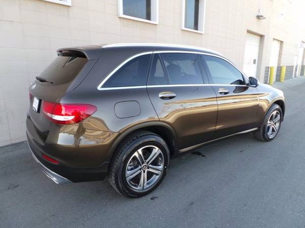 2017 Mercedes-Benz Glc 300 Glc Factory Warranty Only 36k!!! - cars &... for sale in Boise, ID – photo 3
