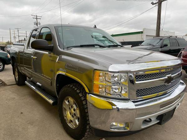 2013 Chevrolet Chevy Silverado 1500 LT 4x4 4dr Extended Cab 6.5 ft.... for sale in Denver , CO – photo 3