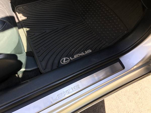 2012 Lexus ES 350 low miles 1 OWNER always garaged for sale in West Hartford, CT – photo 7