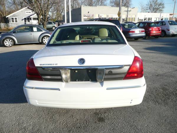 2006 MERCURY GRAND MARQUIS - cars & trucks - by dealer - vehicle... for sale in KCMO, MO – photo 5