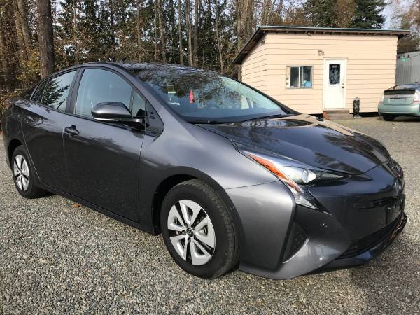 2017 Toyota Prius Three Hatchback for sale in Bellingham, WA – photo 2