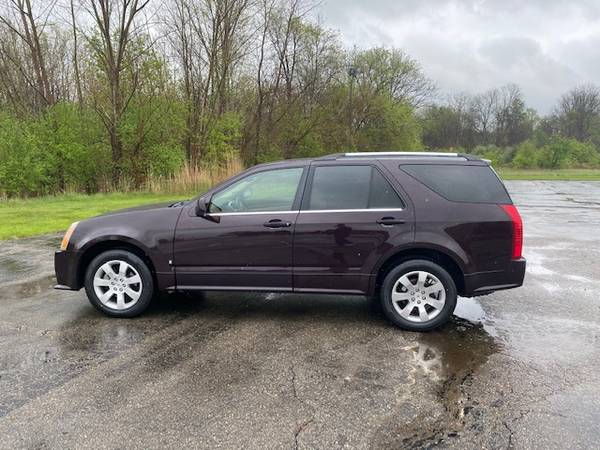 2009 Cadillac SRX V6 All Wheel Drive Third Row - - by for sale in Grand Blanc, MI – photo 7