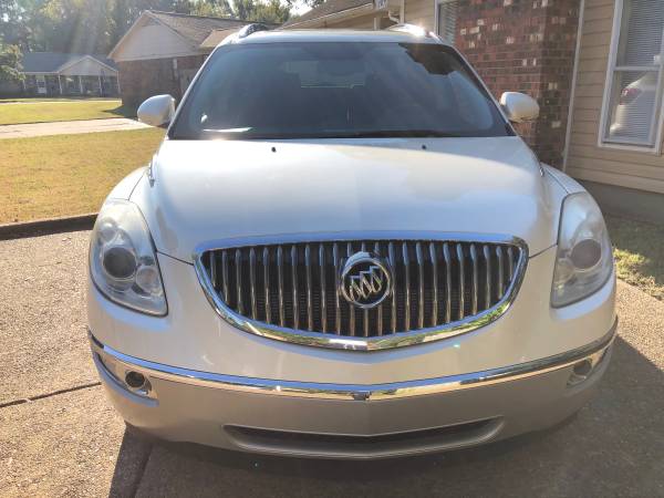 2009 Buick Enclave with 3rd Row! for sale in Memphis, TN – photo 2