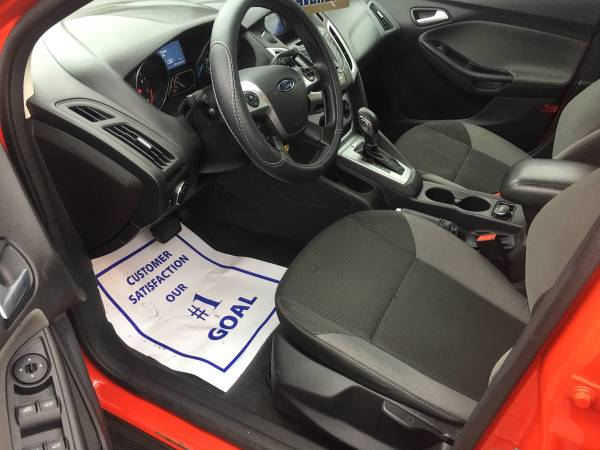 SPORTY 2014 FORD FOCUS SE HATCHBACK ONLY 102,000 MILES for sale in Howard City, MI – photo 8