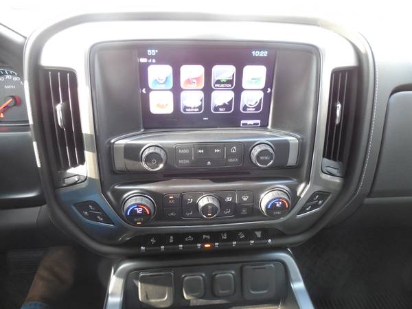 2018 Chevrolet Silverado HD Crew Cab 4x4 Duramax - cars & trucks -... for sale in Kennewick, WA – photo 8