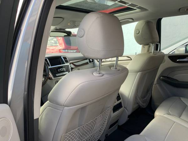 2012 Mercedes Benz ML 350 4matic clean title loaded - cars & trucks... for sale in Hollywood, FL – photo 6