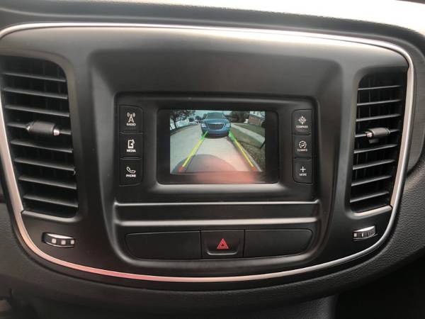 2015 Chrysler 200 Limited for sale in Eastpointe, MI – photo 13