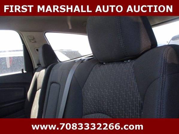 2009 Chevrolet Chevy Traverse LT w/1LT - Auction Pricing - cars & for sale in Harvey, IL – photo 8