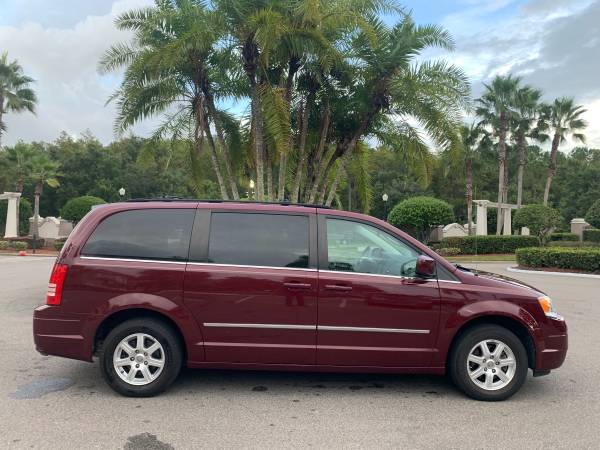 2009 Chrysler Town & Country Touring 89,000 Low Miles 3rd Row 7 Pass for sale in Orlando, FL – photo 12