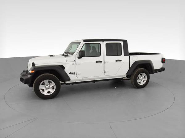 2020 Jeep Gladiator Sport Pickup 4D 5 ft pickup White - FINANCE... for sale in South El Monte, CA – photo 4