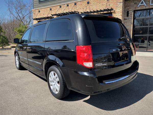 2014 Dodge Grand Caravan - - by dealer - vehicle for sale in Lockport, IL – photo 4