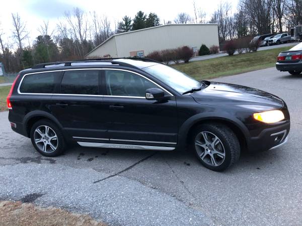 2014 VOLVO XC70 AWD T6 - cars & trucks - by dealer - vehicle... for sale in Williston, VT – photo 4