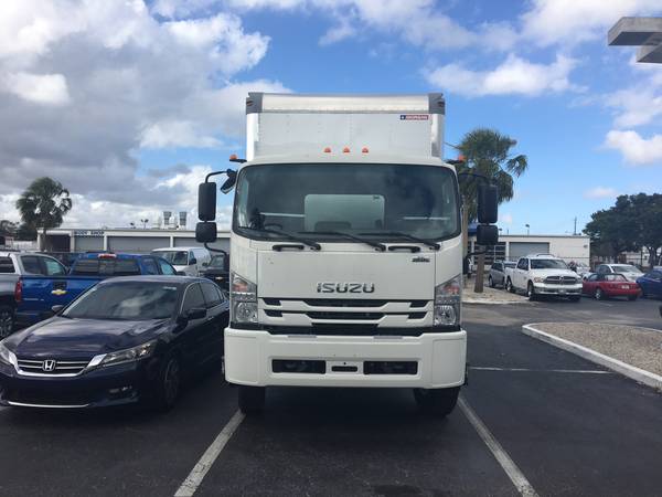 2018 Isuzu FTR, 26ft box truck. Lgate. Mike for sale in Pompano Beach, FL