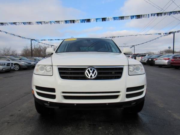 2007 Volkswagen Touareg V6 with Dual front & rear reading lights for sale in Grayslake, IL – photo 11
