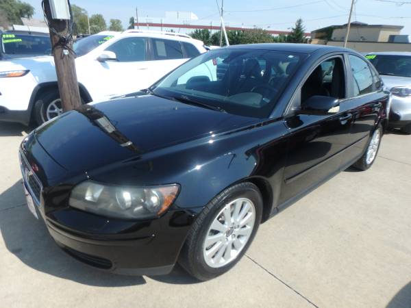 2005 Volvo S40 2.4i Black for sale in Des Moines, IA – photo 9