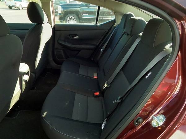 2020 Nissan Sentra SV CVT Sedan - - by dealer for sale in Corvallis, OR – photo 9
