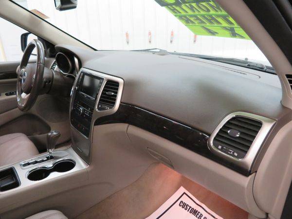 2011 Jeep Grand Cherokee 4WD 4dr Laredo - LOTS OF SUVS AND TRUCKS!! for sale in Marne, MI – photo 19
