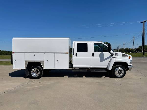 2005 GMC 5500HD Duramax Diesel Utility Bed Work Truck - cars & for sale in Rockwall, TX – photo 2