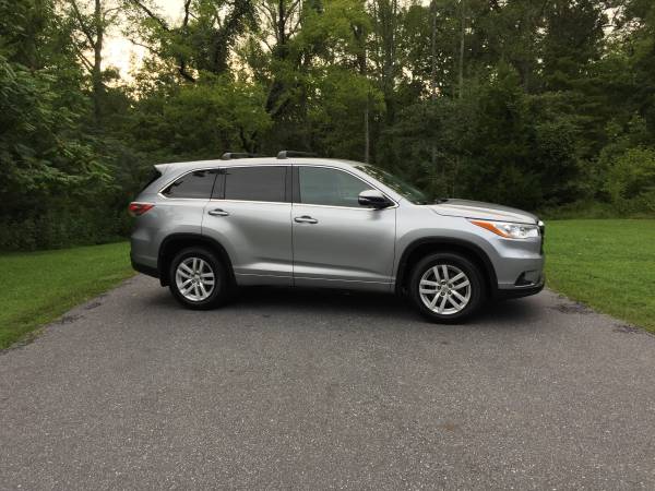 2014 TOYOTA HIGHLANDER LE AWD "Super Nice" for sale in Stokesdale, VA – photo 3