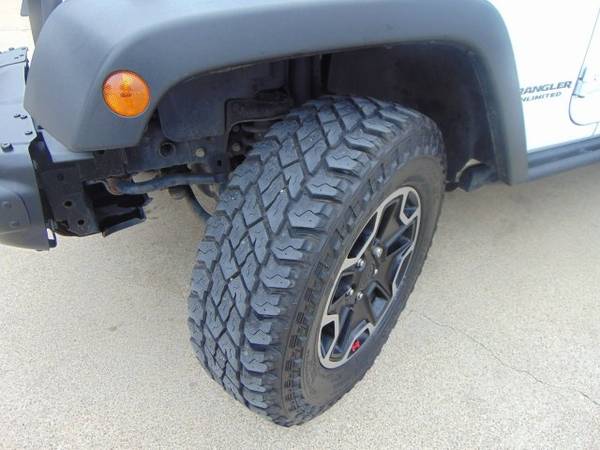 2015 Jeep Wrangler Unlimited Rubicon Hard Rock 4x4(CLEAN!) for sale in Devine, TX – photo 18