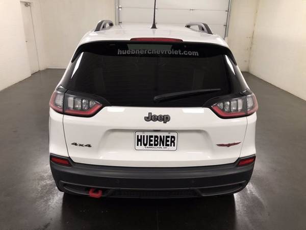 2019 Jeep Cherokee Bright White Clearcoat ***HUGE SALE!!!*** - cars... for sale in Carrollton, OH – photo 7