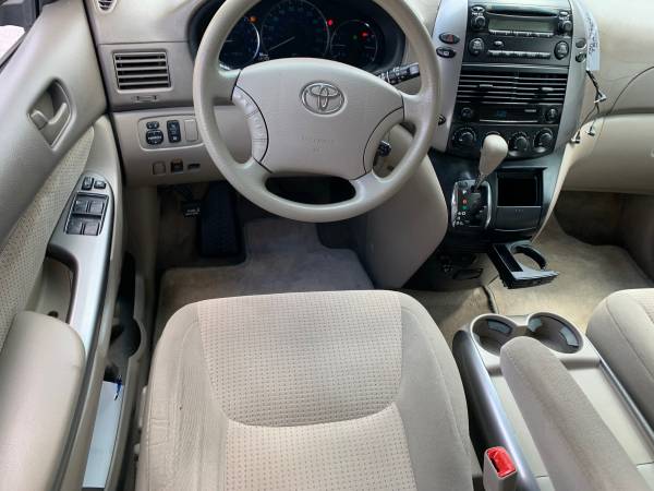 2007 Toyota sienna for sale in Lawrenceville, GA – photo 23