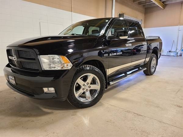 2012 Ram 1500 Sport CREW CAB 4X4 - cars & trucks - by dealer -... for sale in Sioux Falls, SD – photo 6