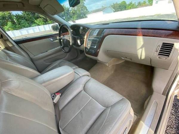 2007 Cadillac DTS Luxury 1 - - by dealer - vehicle for sale in Hollywood, FL – photo 8