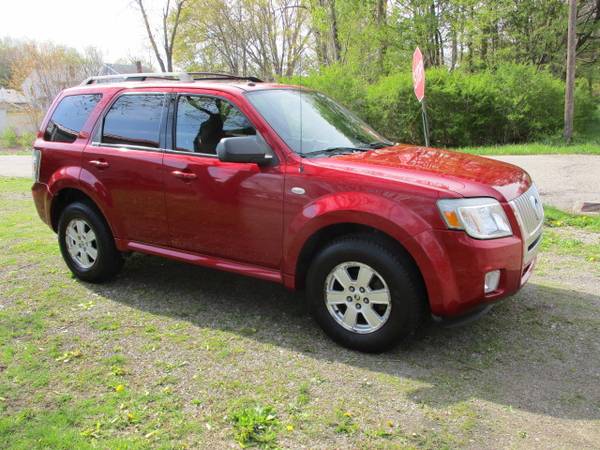 2009 Mercury Mariner AWD SUV - - by dealer - vehicle for sale in Canton, OH – photo 4